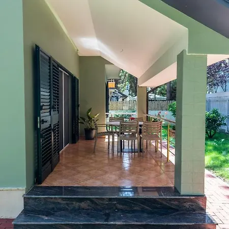 Villa Forest - Middle Of Forest & Near The